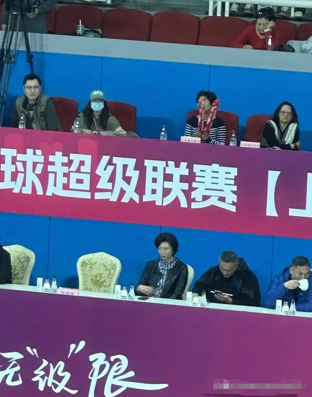 沙尔克遭遇尴尬失利，主场劣势难以逆转的简单介绍