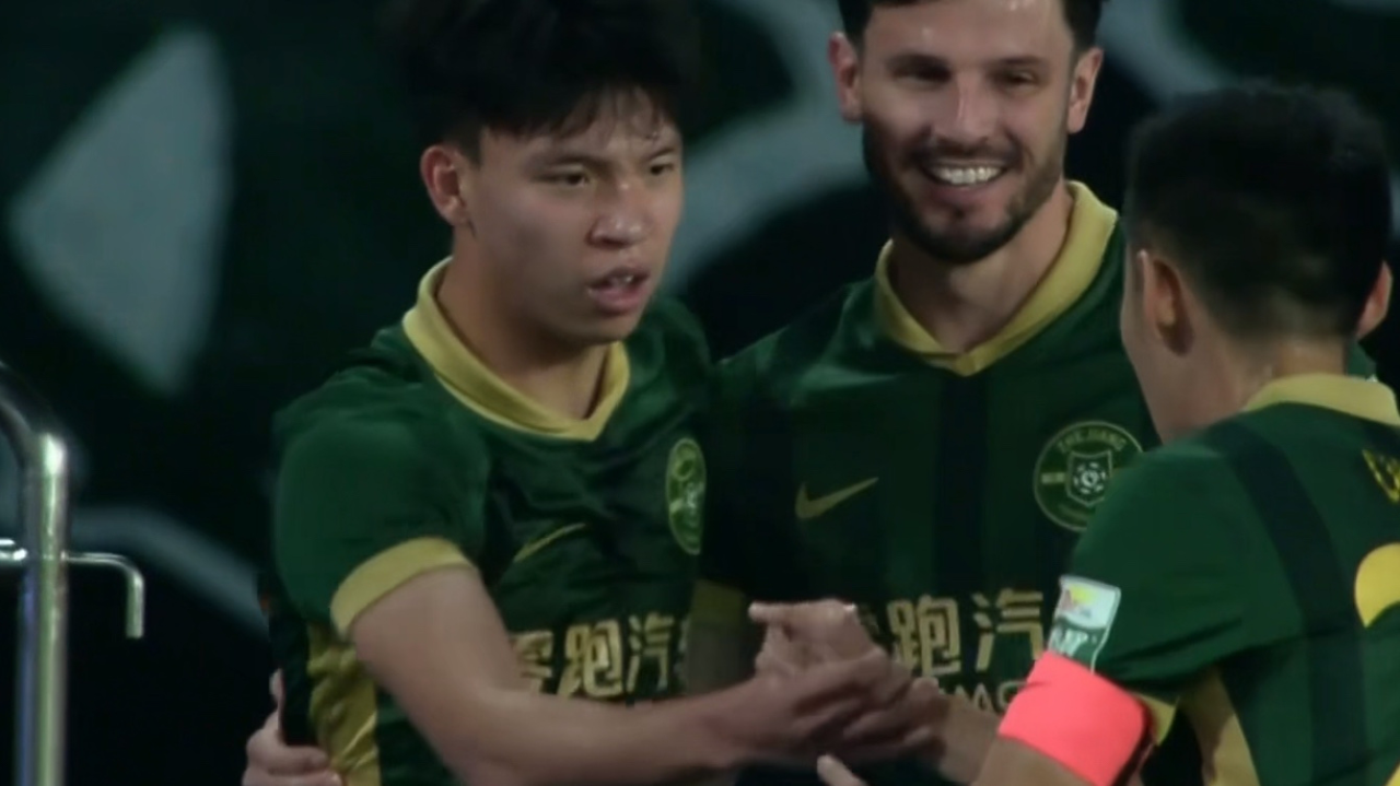 包含浙江角球传中，弗兰克头球破门因陶强龙犯规在先被判无效的词条
