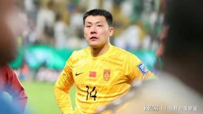 关于卡尔蒂斯教练组强化体能训练，备战关键战的信息